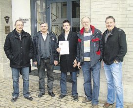 DIE PETITIONÄRE: Manfred Cordari, Andreas Sägesser, Patrick Freudiger, Jürg Schürch und Christian Hadorn